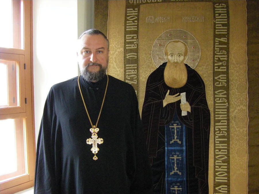 Награждение наместника Рождество — Богородичного мужского монастыря игумена Александра (Арва)