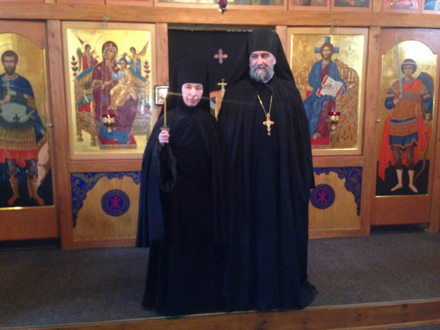 Наместник Коневского монастыря совершил  постриг в мантию инокини из сестричества в Каменке