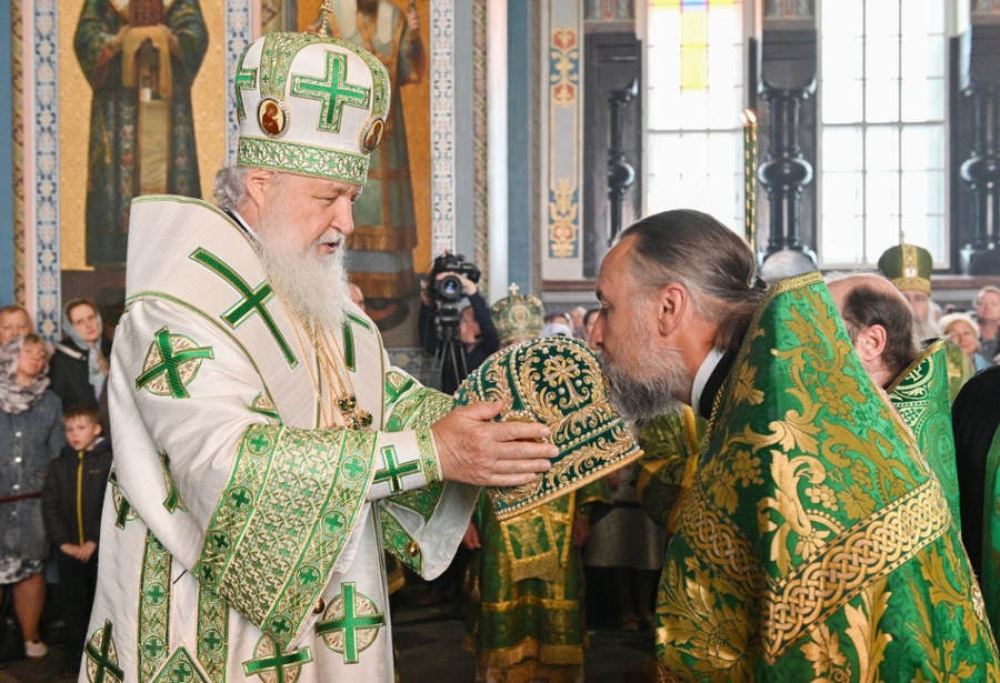 Указом Святейшего Патриарха Кирилла за усердное служение Святой Церкви игумен Александр (Арва) возведен в сан архимандрита