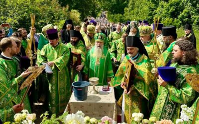 Торжества дня памяти преподобного Арсения Коневского  возглавил Высокопреосвященнейший Варсонофий в сонме архипастырей