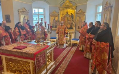 Братия монастыря поздравляет Владыку Варнаву с днем тезоименитства!