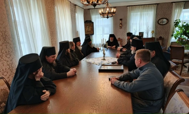 В Коневском Рождество-Богородичном мужском монастыре прошло рабочее собрание братии